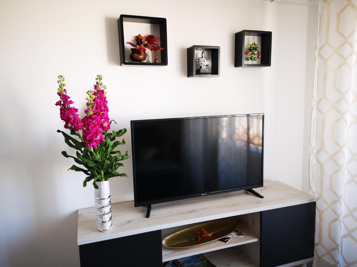 Beachfront Modern And Spacious Apartment Torrevieja Exterior foto