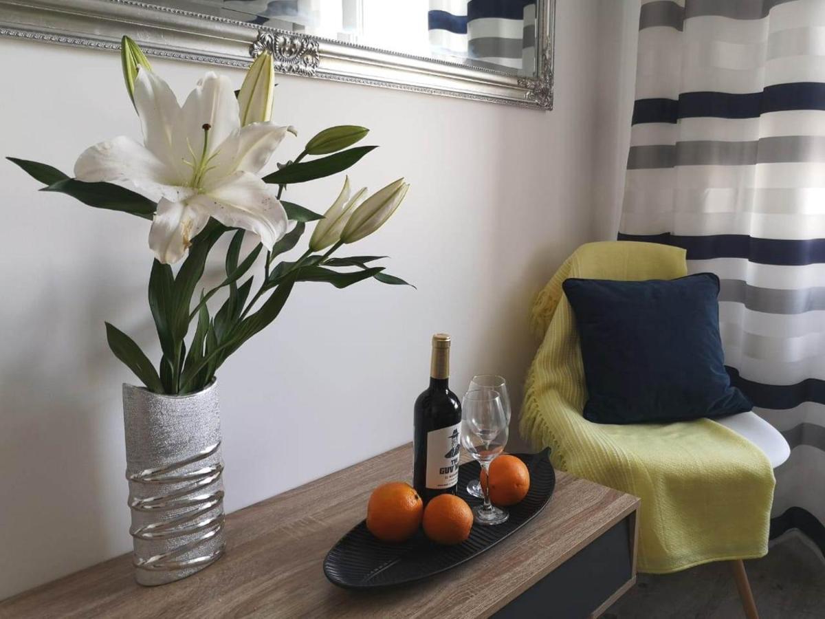 Beachfront Modern And Spacious Apartment Torrevieja Exterior foto