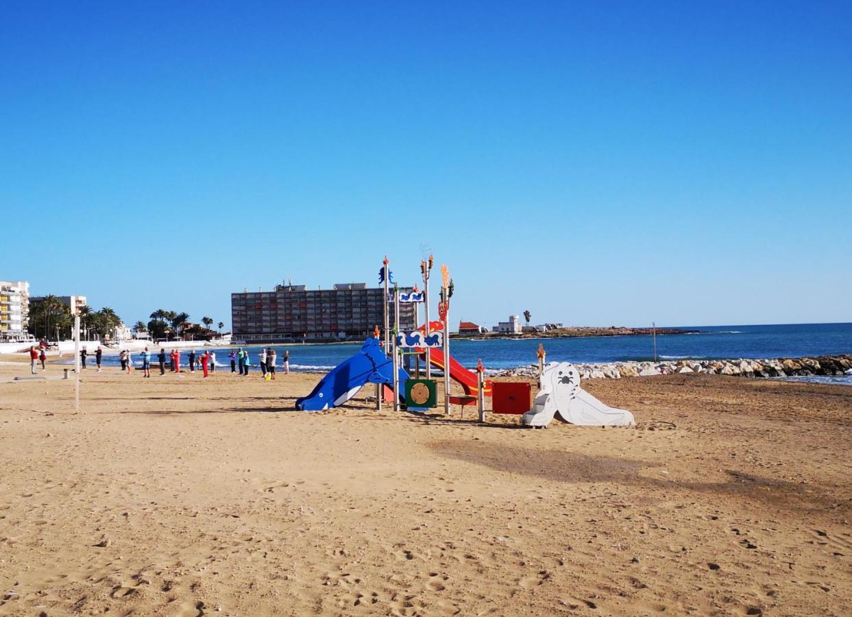 Beachfront Modern And Spacious Apartment Torrevieja Exterior foto